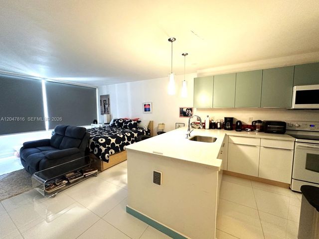 1000 W Ave 1532 1532, Miami Beach, FL 33139