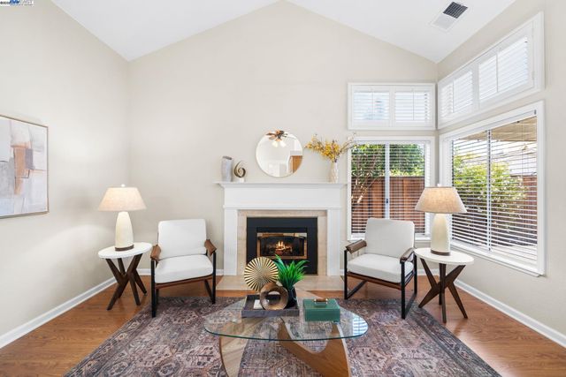 1622 Placer Cir, Livermore, CA 94551