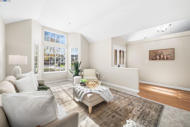 1622 Placer Cir, Livermore, CA 94551