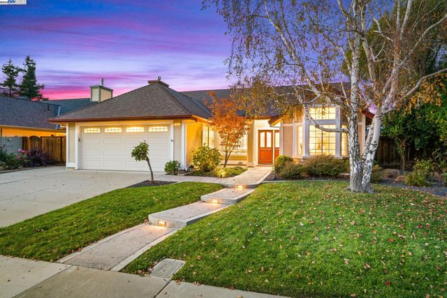 1622 Placer Cir, Livermore, CA 94551