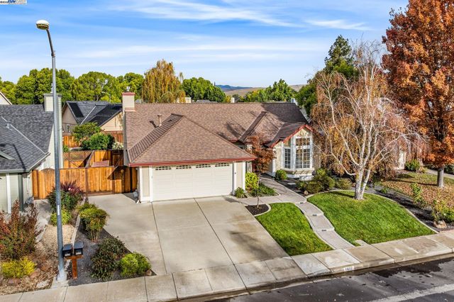 1622 Placer Cir, Livermore, CA 94551
