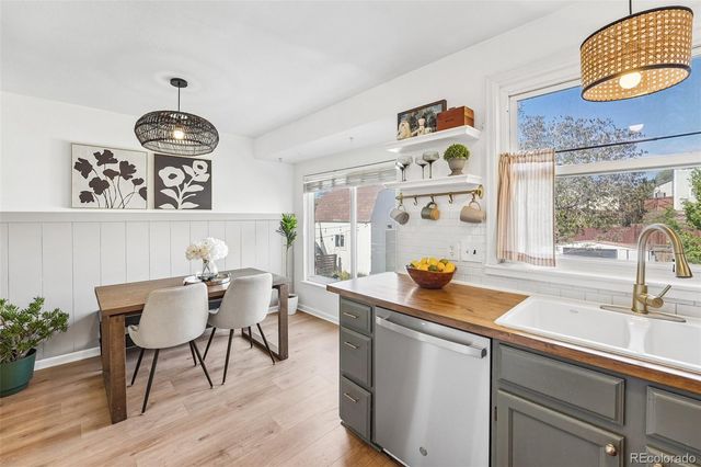 4573 S Quintero Street, Aurora, CO 80015