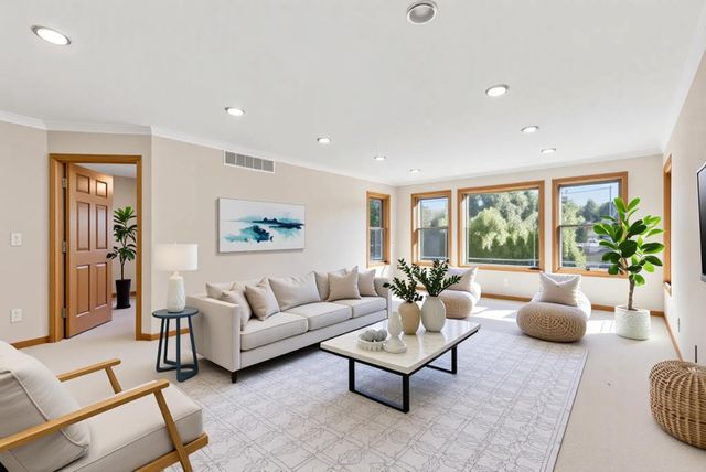 301 Plymouth Road, Minnetonka, MN 55305