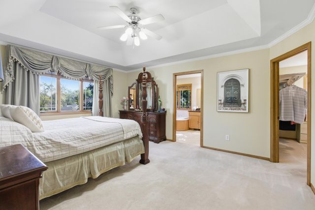 301 Plymouth Road, Minnetonka, MN 55305