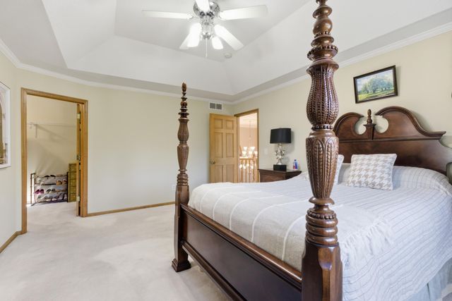 301 Plymouth Road, Minnetonka, MN 55305