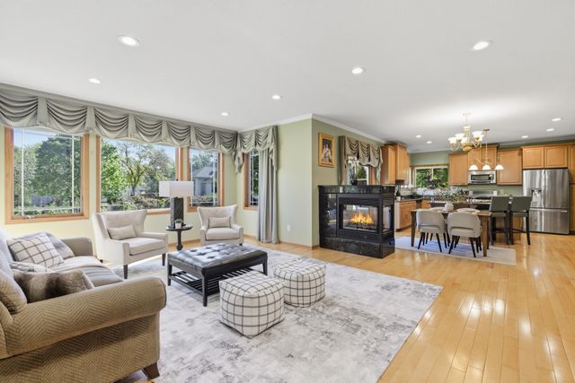 301 Plymouth Road, Minnetonka, MN 55305