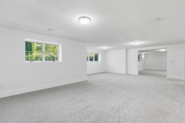 301 Plymouth Road, Minnetonka, MN 55305