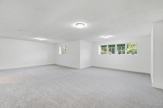 301 Plymouth Road, Minnetonka, MN 55305