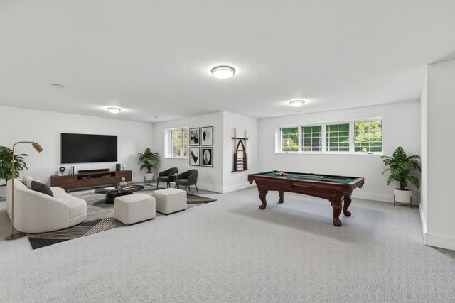 301 Plymouth Road, Minnetonka, MN 55305