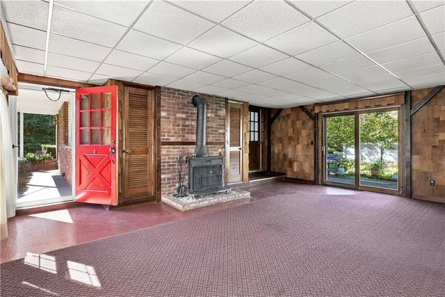 122 Rocmar Drive, Greece, NY 14626