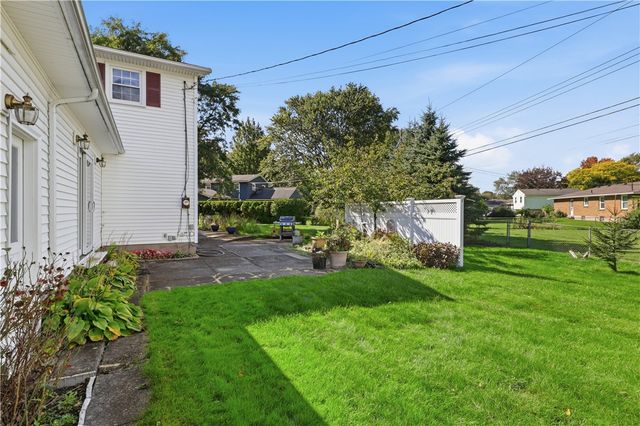 122 Rocmar Drive, Greece, NY 14626
