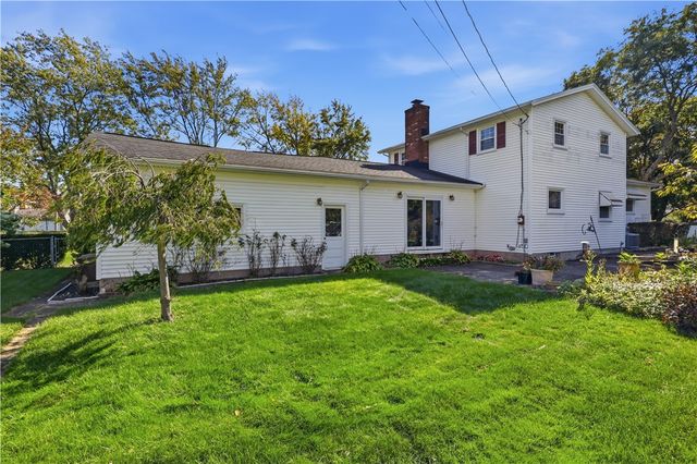 122 Rocmar Drive, Greece, NY 14626