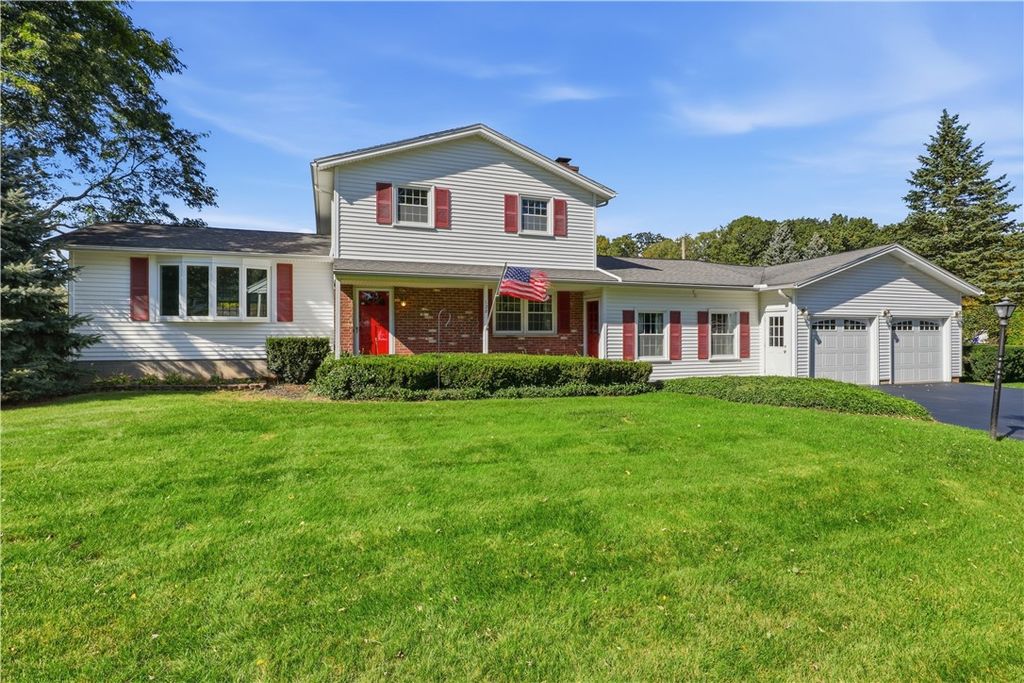 122 Rocmar Drive, Greece, NY 14626