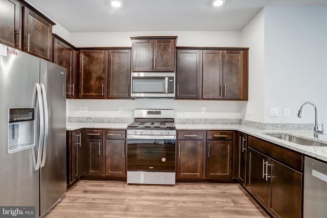 721 COURIER LN, Frederick, MD 21701