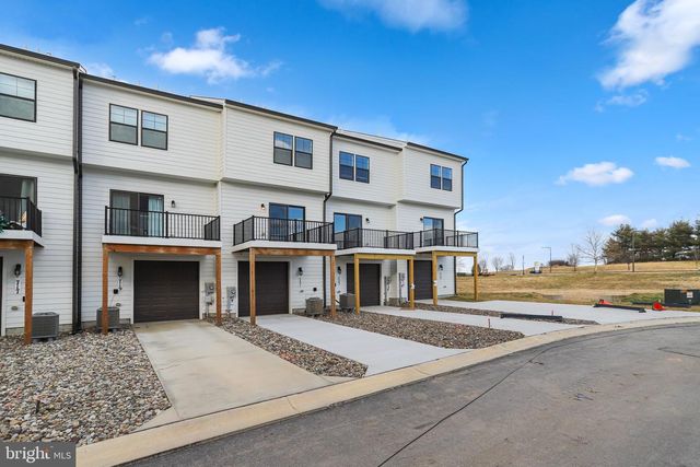 721 COURIER LN, Frederick, MD 21701