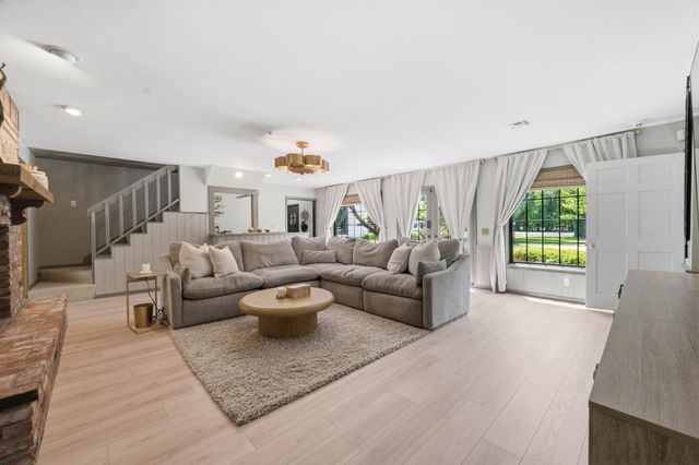 30 N West Parkway, Wichita, KS 67206