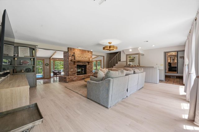 30 N West Parkway, Wichita, KS 67206
