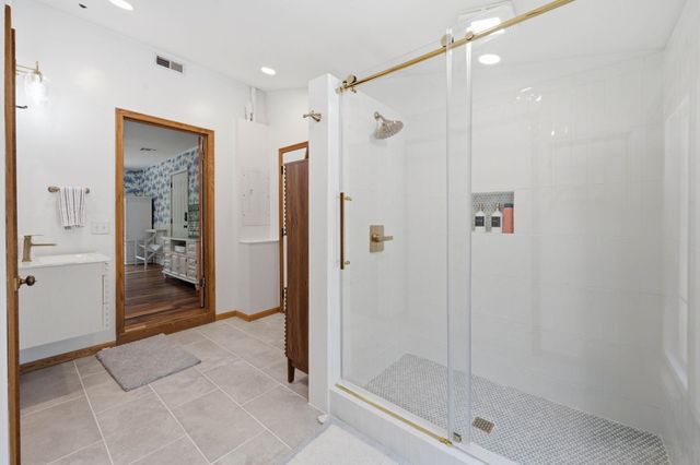 30 N West Parkway, Wichita, KS 67206