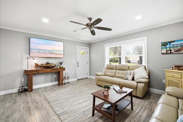 206 75TH STREET, Holmes Beach, FL 34217