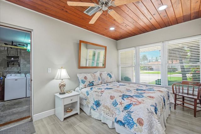 206 75TH STREET, Holmes Beach, FL 34217