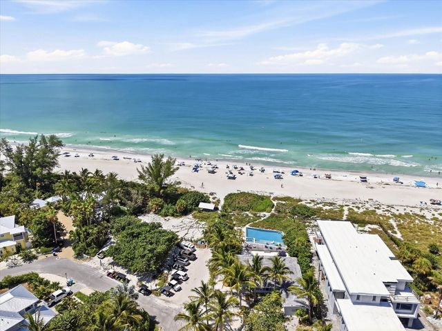 206 75TH STREET, Holmes Beach, FL 34217
