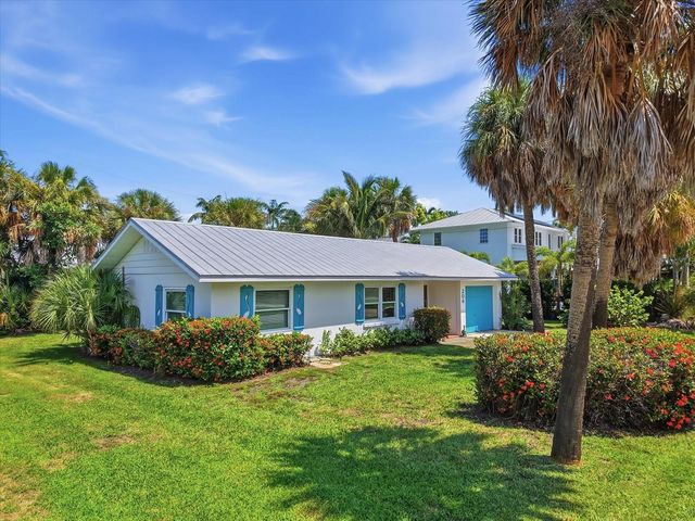 206 75TH STREET, Holmes Beach, FL 34217