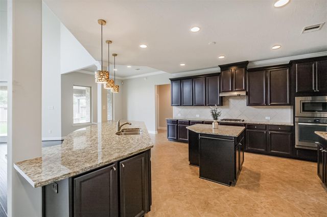 13918 Twisting Ivy Lane, Cypress, TX 77429