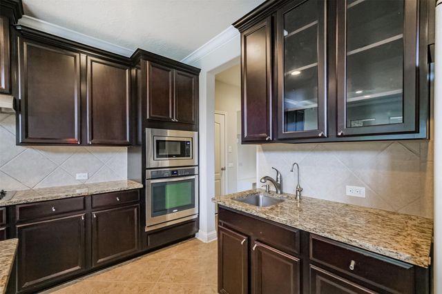 13918 Twisting Ivy Lane, Cypress, TX 77429