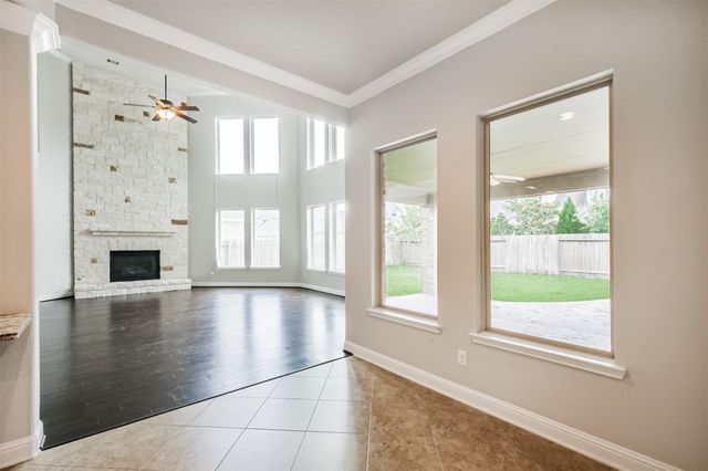 13918 Twisting Ivy Lane, Cypress, TX 77429