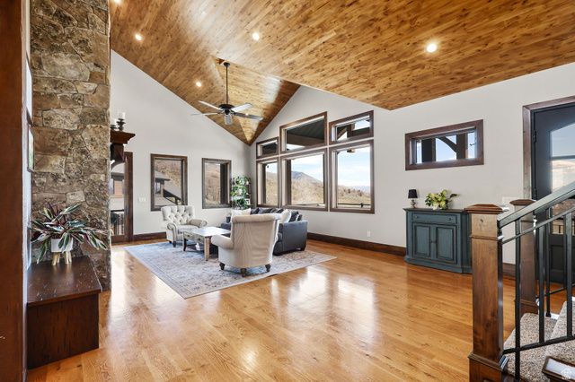 2252 E LAUREN LN, Liberty, UT 84310