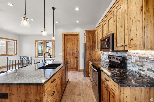 2252 E LAUREN LN, Liberty, UT 84310