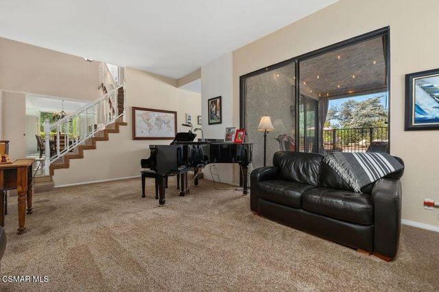 115 Los Padres Drive, Thousand Oaks, CA 91361