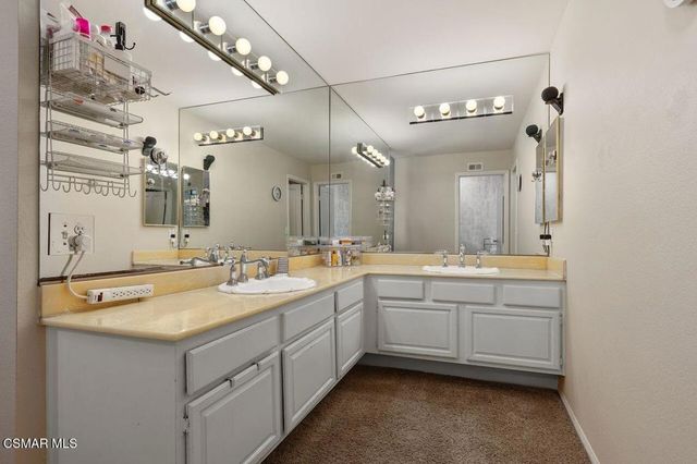 115 Los Padres Drive, Thousand Oaks, CA 91361