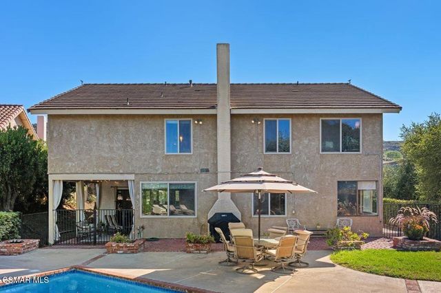 115 Los Padres Drive, Thousand Oaks, CA 91361