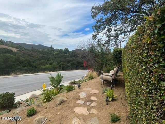 115 Los Padres Drive, Thousand Oaks, CA 91361