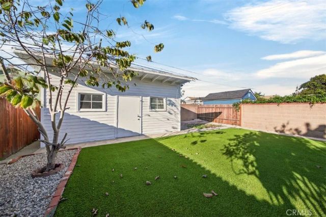 4761 W 141st, Hawthorne, CA 90250