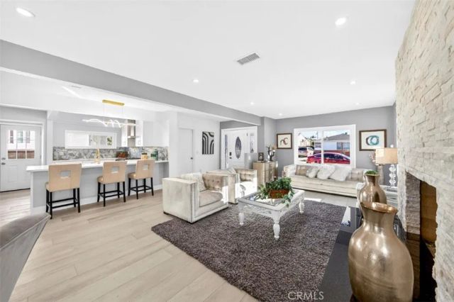 4761 W 141st, Hawthorne, CA 90250