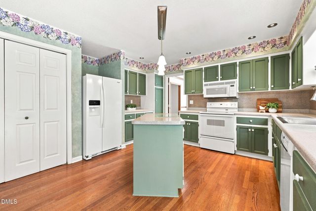 206 Whitehall Way, Cary, NC 27511