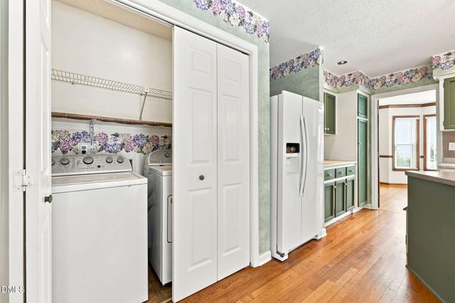 206 Whitehall Way, Cary, NC 27511
