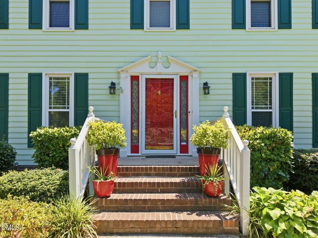 206 Whitehall Way, Cary, NC 27511