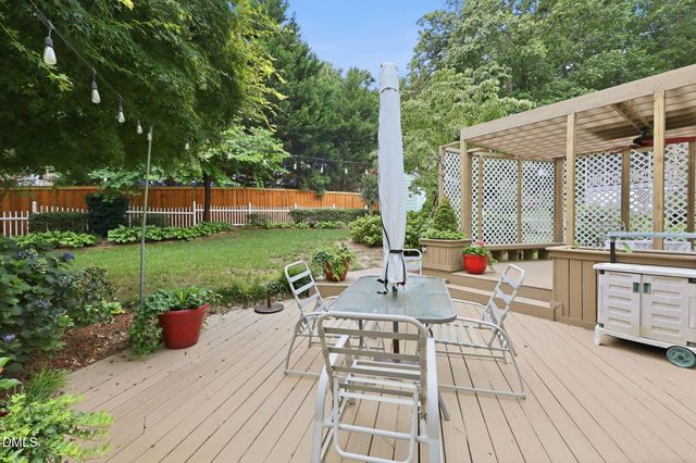 206 Whitehall Way, Cary, NC 27511