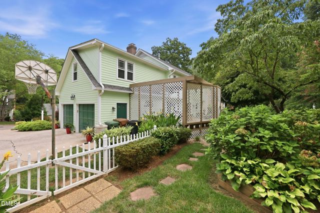 206 Whitehall Way, Cary, NC 27511
