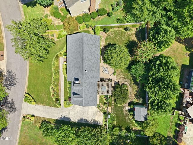 206 Whitehall Way, Cary, NC 27511