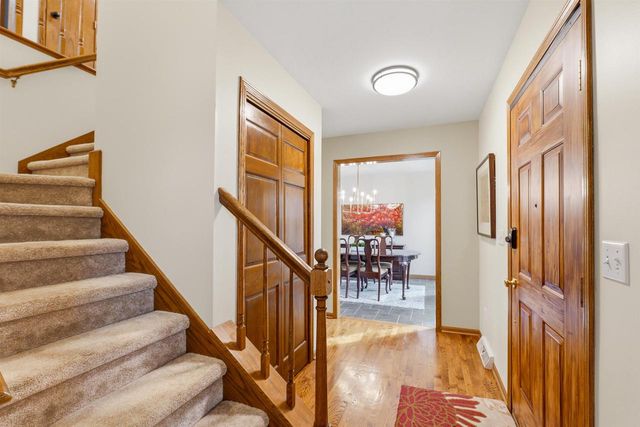 1838 WESTBREEZE DRIVE, Oshkosh, WI 54904