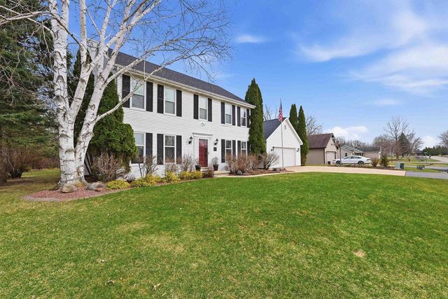 1838 WESTBREEZE DRIVE, Oshkosh, WI 54904