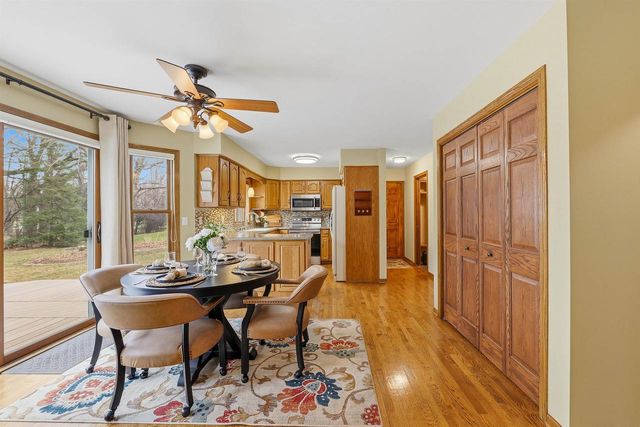 1838 WESTBREEZE DRIVE, Oshkosh, WI 54904