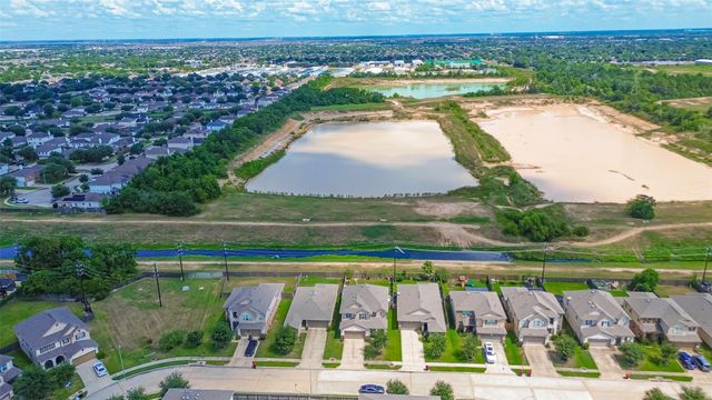 19030 Winter Falcon Crossing, Katy, TX 77449