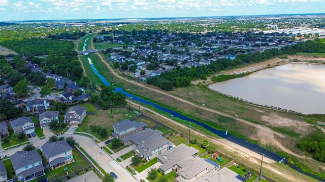 19030 Winter Falcon Crossing, Katy, TX 77449