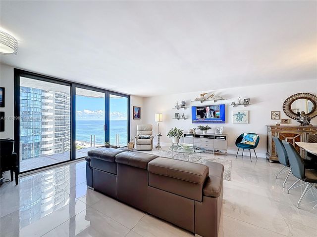 6061 Collins Ave 20C, Miami Beach, FL 33140