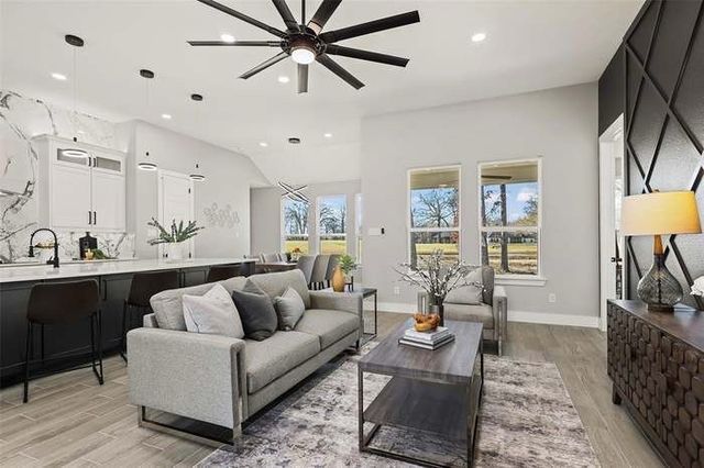 203 Saint Andrews Drive, Mabank, TX 75156